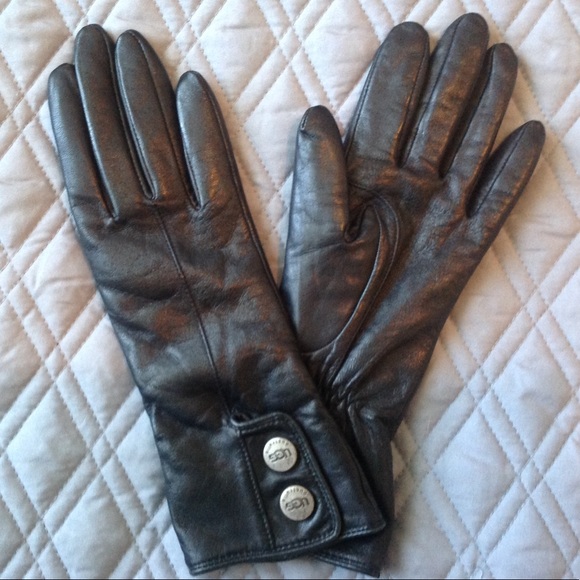 UGG Accessories - ❄️UGG gloves